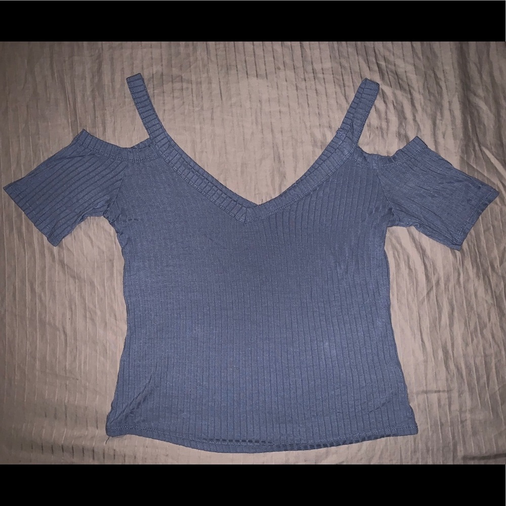 Shoulder Crop Top